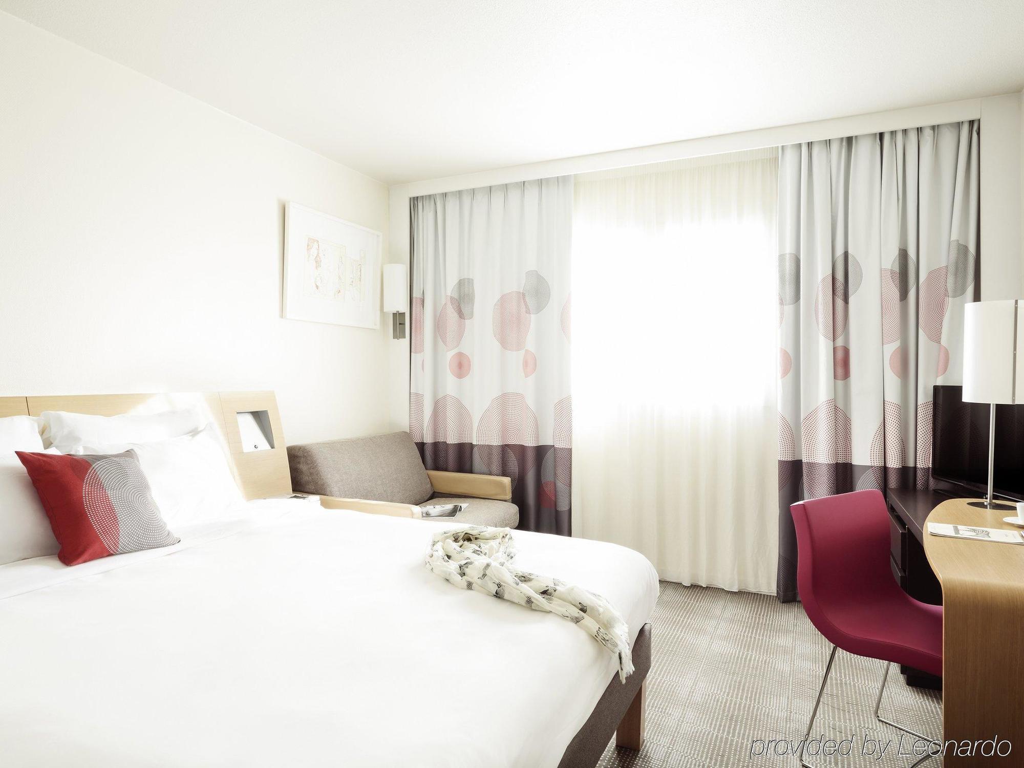 Novotel Caen Cote De Nacre Exterior photo